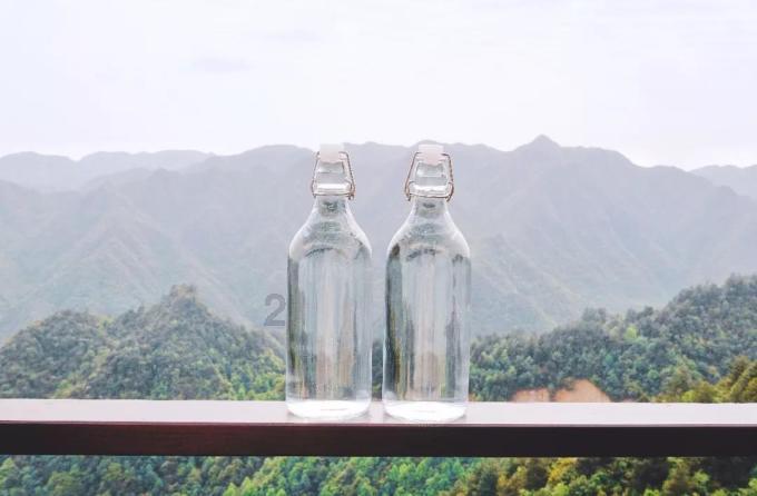 逃离破旧弃城